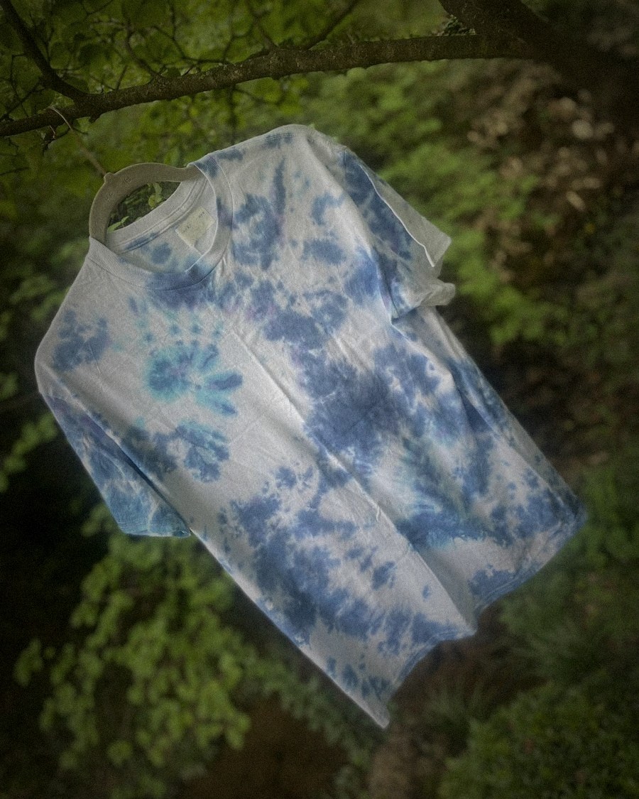 Blue tie-dye piece