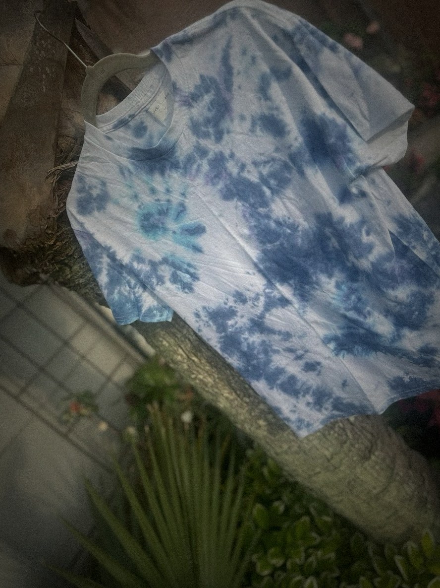 Blue spiral hand-dyed tee